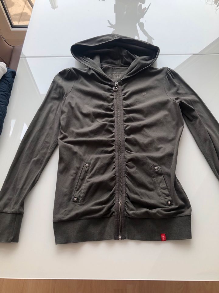 Esprit etc., Sweatjacke, Gr. XL, Olivegrün in Rodenbach