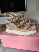 Alma en Pena Sandalen Schuhe 36 Keilabsatz Plateau Leder beige Bochum - Bochum-Ost Vorschau