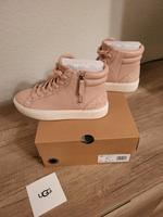 Turnschuhe von UGG  Neu in 38 rosa echt Leder Niedersachsen - Gronau (Leine) Vorschau
