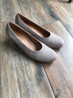 Gabor Comfort Pumps ~ Fb. beige ~ Gr. 9 / G Niedersachsen - Oldenburg Vorschau