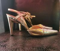 Metallic gold silber Pumps High Heels Stewart Weitzmann Gr 37 Bochum - Bochum-Ost Vorschau