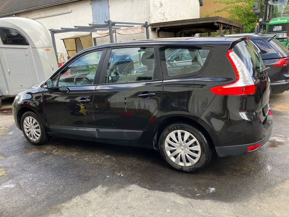 Renault Grand Scenic 3 7 Sitzer in Lohmar