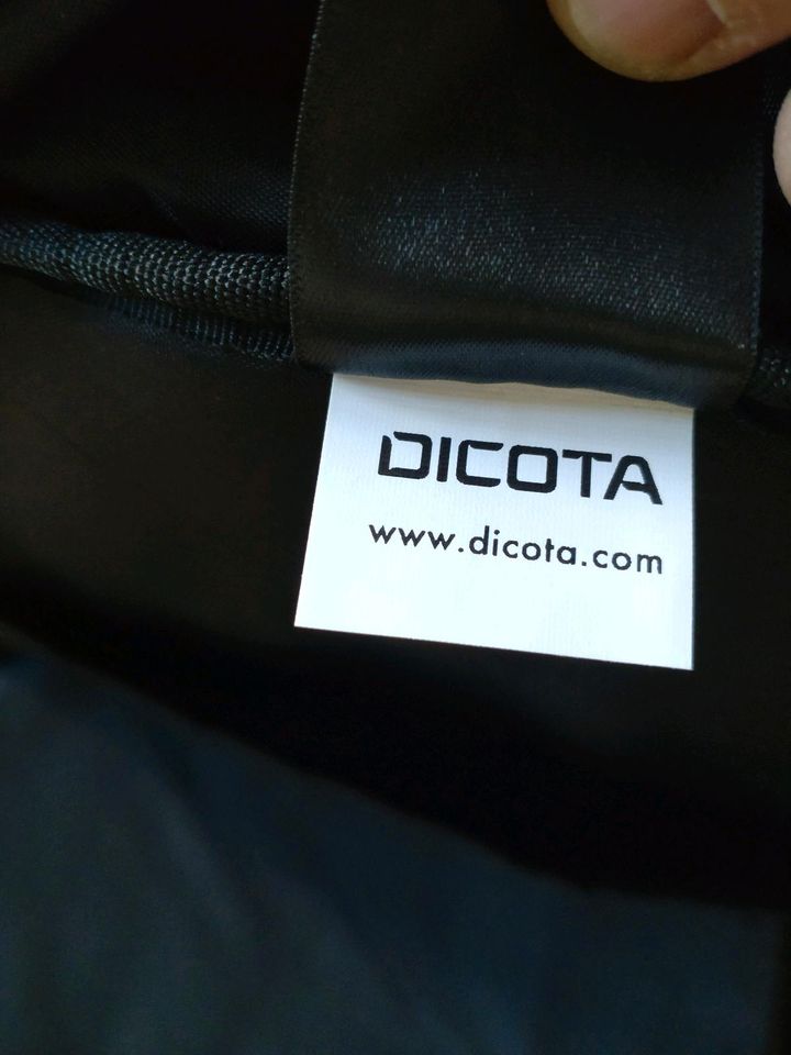 Dicota Backpack Eco Base Notebookrucksack 17schwa in München
