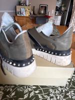 Verkaufe ausgefallene Sneaker AS 98 oliv Khaki Gr 42 Nordrhein-Westfalen - Verl Vorschau