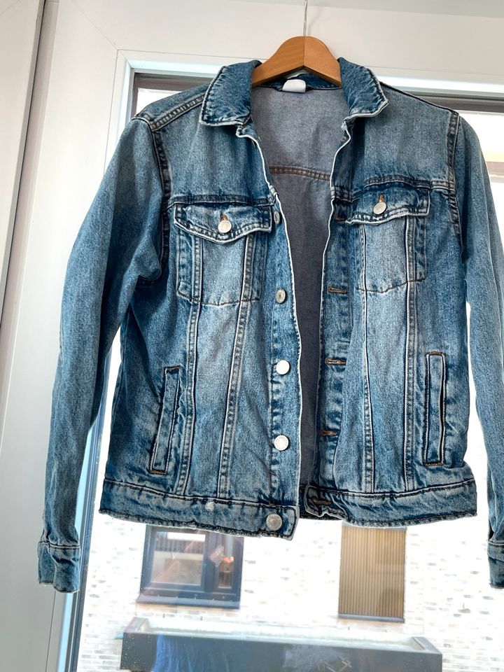 Jeans Jacke von Zara 164 in Hamburg