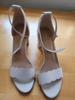 Sommer Sandalen Beige kaum getragen 41 Baden-Württemberg - Weinsberg Vorschau