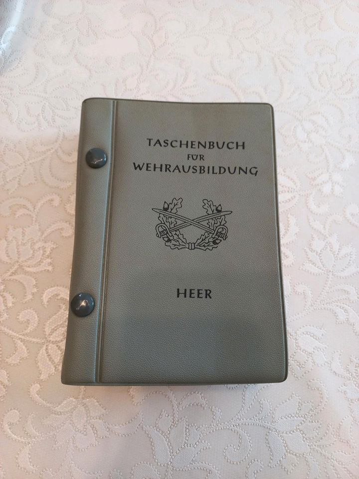 Taschenbuch für Wehrausbildung Heer in Schalkenbach