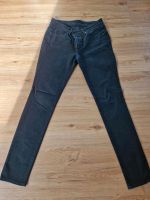 Levis Jeans schwarz Damen 29 Mid Rise Skinny Nordrhein-Westfalen - Unna Vorschau