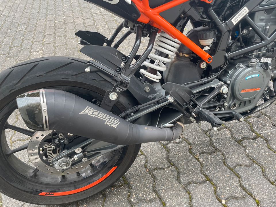 KTM Duke 125 TÜV neu! in Pulheim