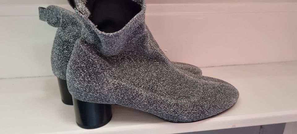 Sommerstiefel Sockenschuh  Ankleboot von zara gr38 in Bruchsal