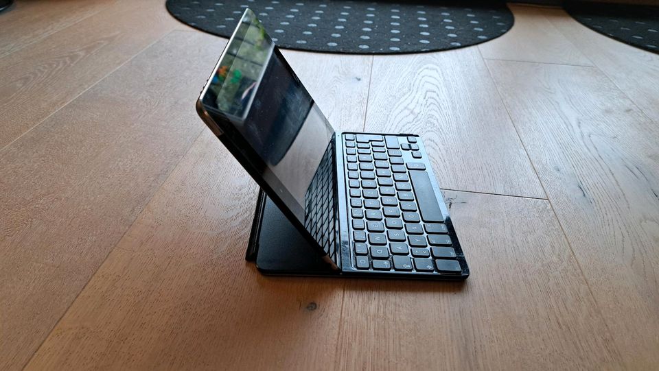 Logitech Ultra Thin Keyboard Tastatur | Bluetooth | iPad Air in Hamburg