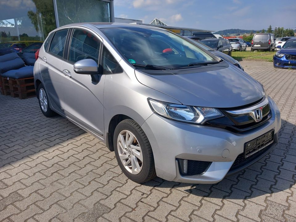 Honda Jazz 1,3i-VTEC Comfort in Großröhrsdorf