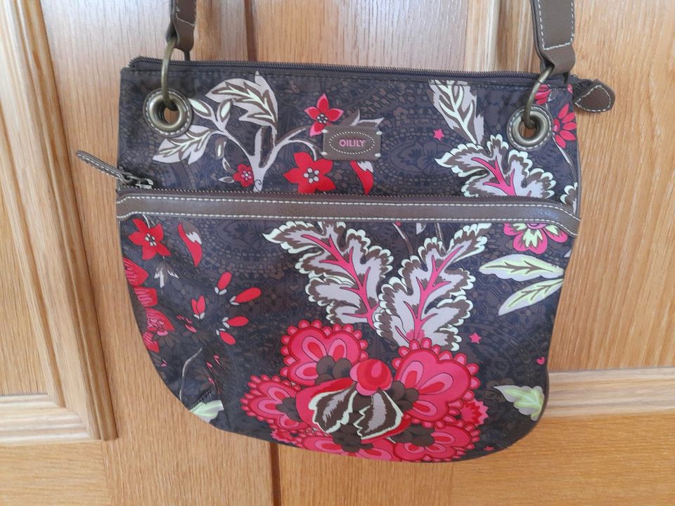 Oilily Tasche zum Umhängen , neu o. Etikett in Sinzig