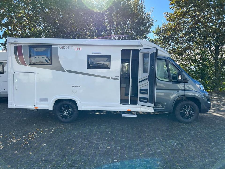 vermiete Wohnmobil Giottiline C66 Breite nur 2.15m noch frei in Erwitte