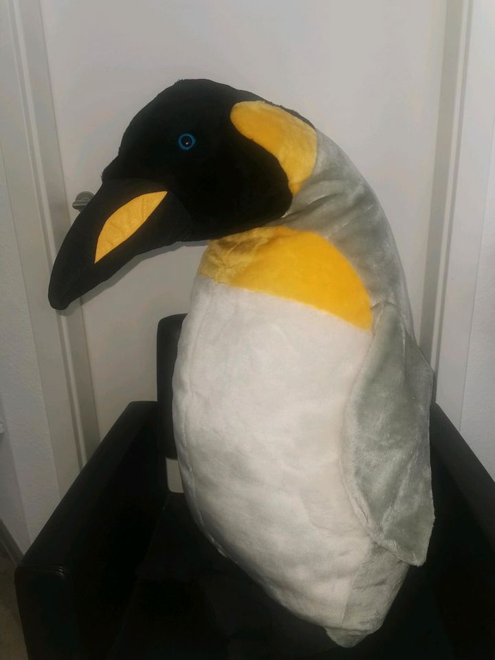 Pinguin /Neu / 77 cm Groß in Haiterbach