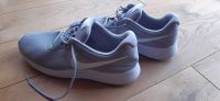 Nike Sneaker grau - weiss  Gr. 47 Bayern - Hemau Vorschau