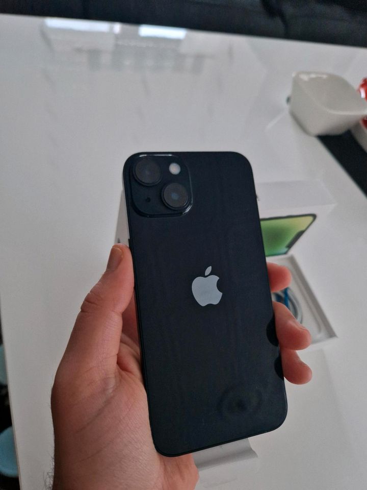 Iphone 14 in schwarz in Xanten