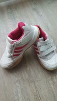 Hallenschuhe Sportschuhe Mädchen Adidas Gr.31 8€ Niedersachsen - Ritterhude Vorschau