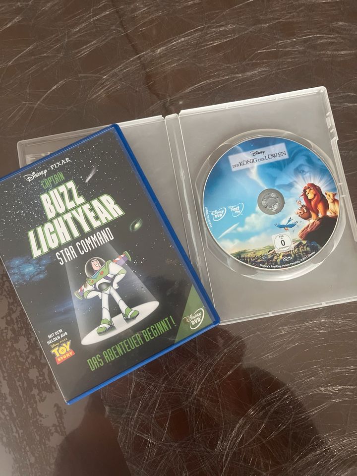 DVD Buzz,  DVD der König der Löwen in Riegel