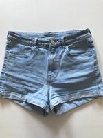 Shorts Stretch H&M Gr.38 Sachsen - Gröditz Vorschau
