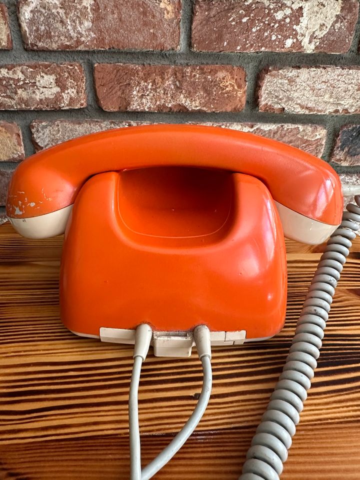 Retro Telefon aus den 70ern Deko in Köln