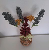 Deko handmade mit Filz Vase Blumen rot gelb grau Baden-Württemberg - Pfullingen Vorschau