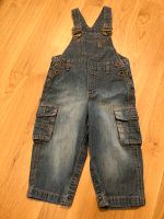 Jeans-Latzhose H&M Gr. 74 Kr. München - Ebenhausen Vorschau