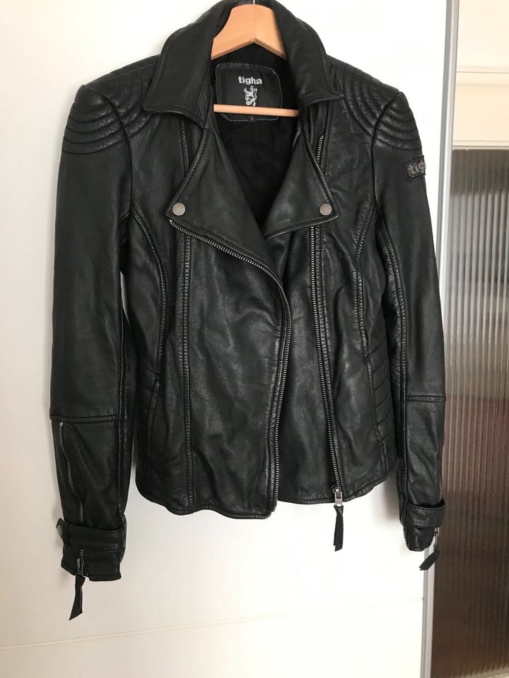 Neue tigha Lederjacke in Köln