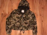 Jacke von bershka Größe xs army Brandenburg - Treuenbrietzen Vorschau
