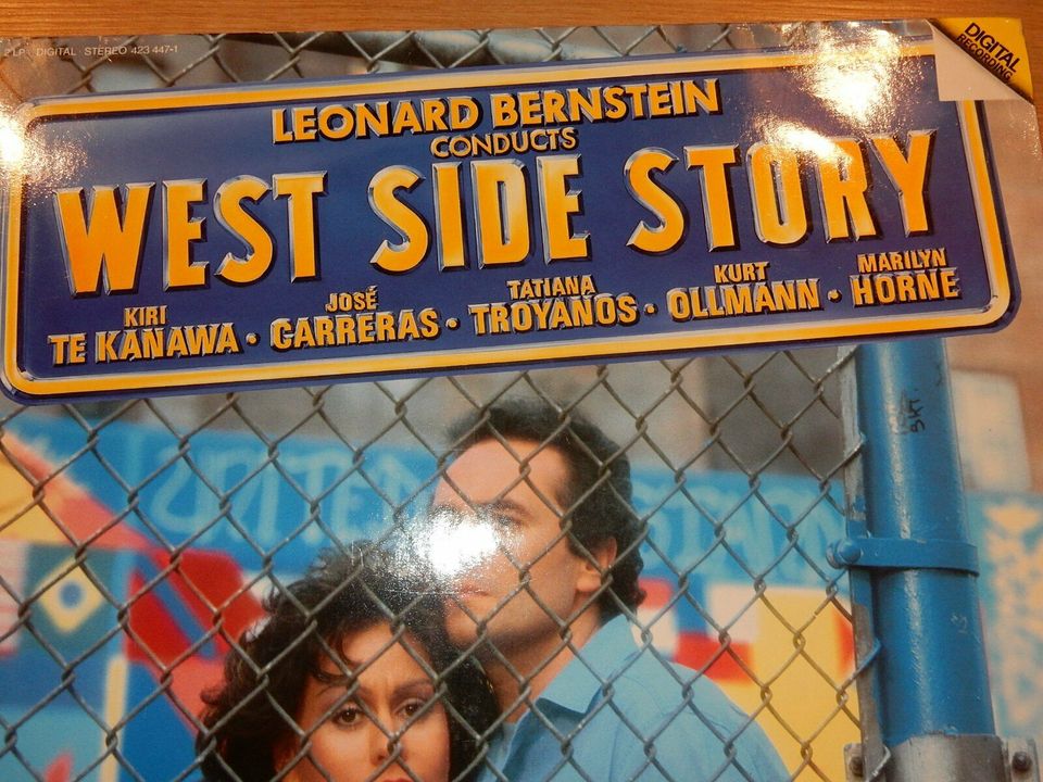 L. Bernstein WEST SIDE STORY m. Jose Carreras Vinyl 2 LP´s in Hagenburg