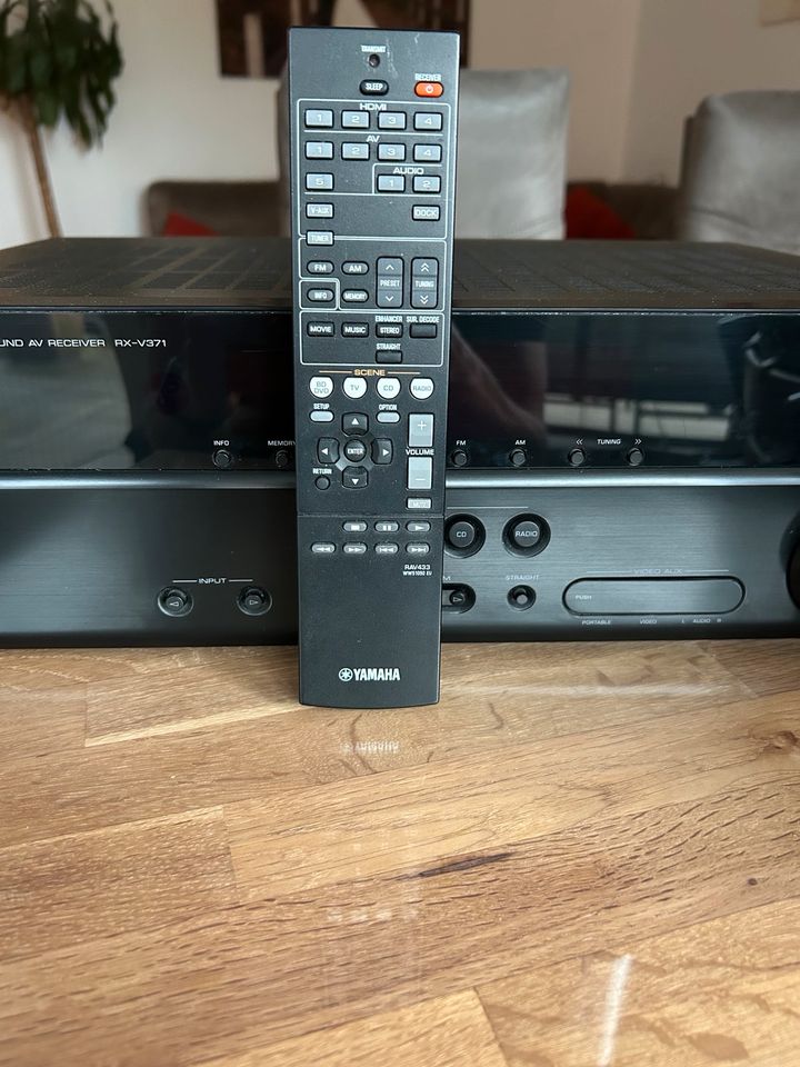 Yamaha Sound Receiver RX-V371 in Dinslaken