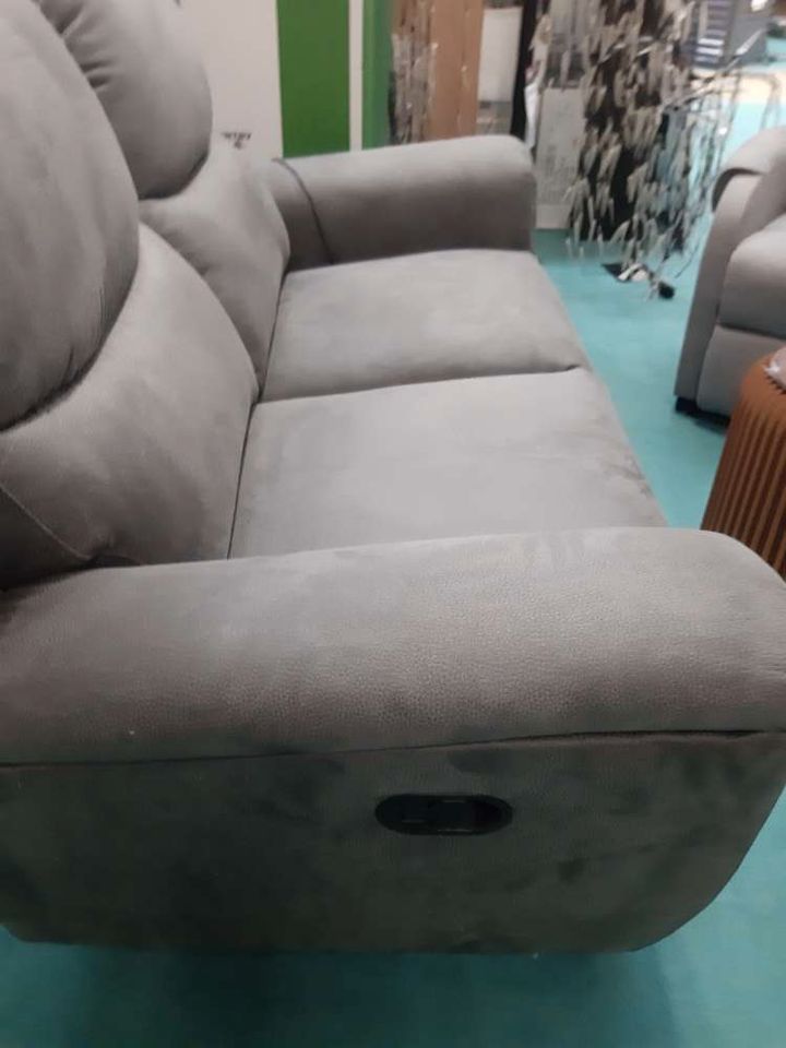 (MG) Sofa 2-Sitzer / Sofa / Einzelsofa / Couch statt 949€ in Zeitz