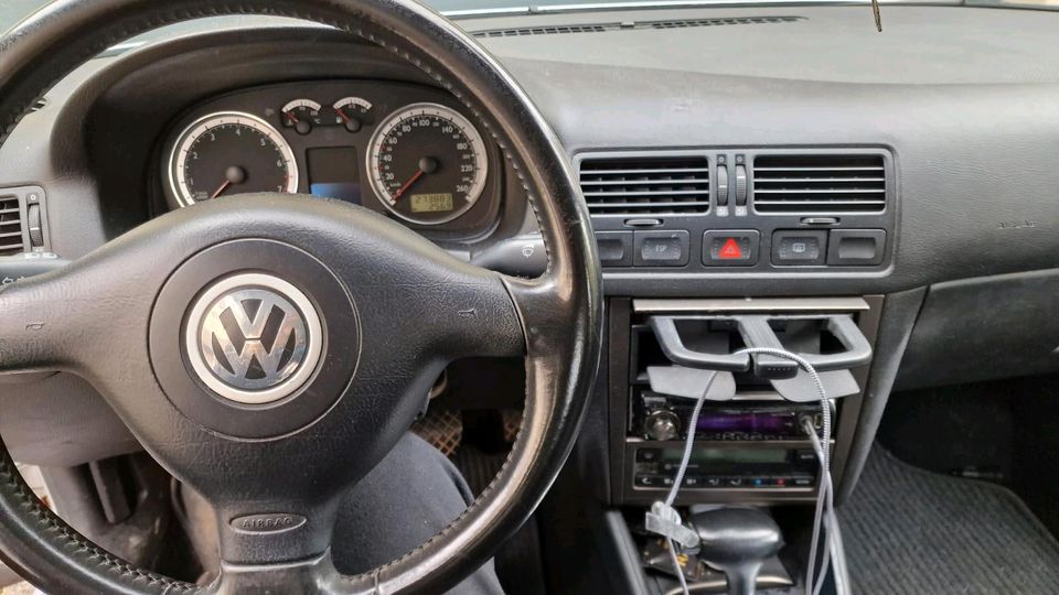 VW Bora 1,8T Limosine in Eningen