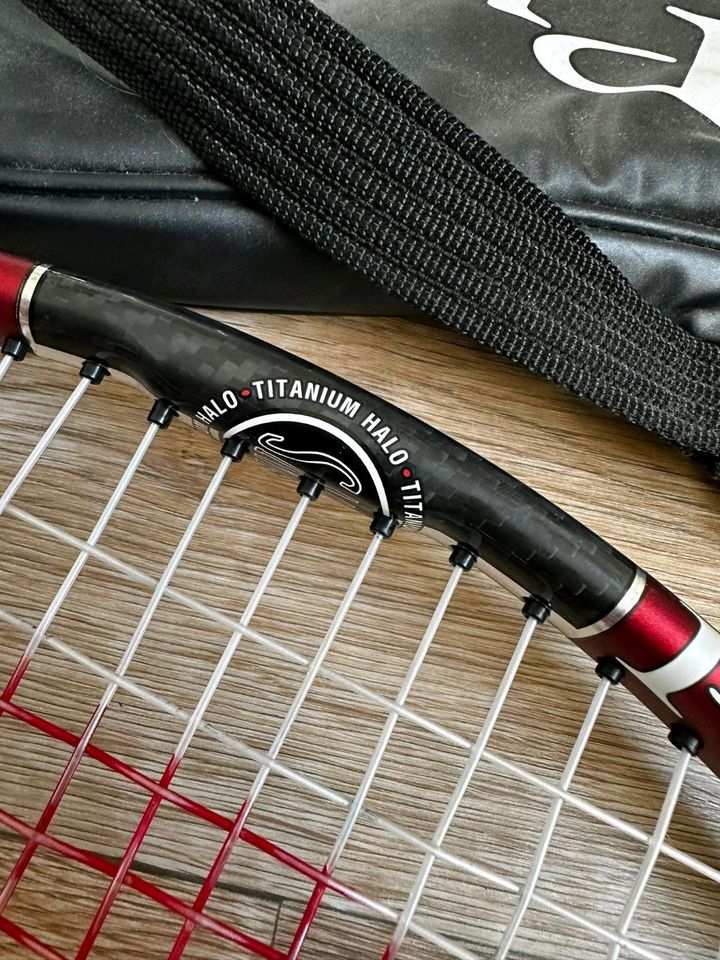 Tennisschläger Wilson Pro Staff Titanium Leichtgewicht in Schönebeck (Elbe)