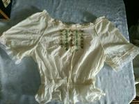 Bauernbluse (DDR) mit regulierbarem Carmenausschnitt Vintage Hessen - Taunusstein Vorschau