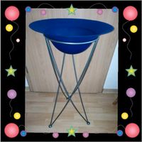 blaue Glasschale auf Metallständer, Glasschalen-Säule ca. 78 cm Berlin - Neukölln Vorschau