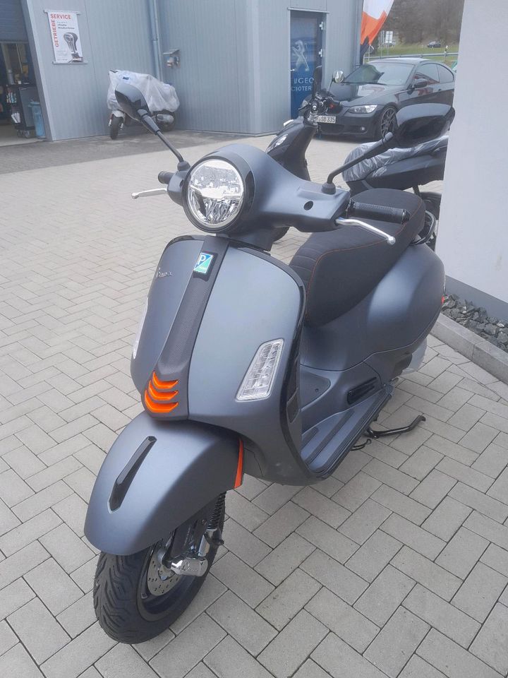 Vespa GTS 125ccm Super Sport *NEU* -Sofort ab Lager verfügbar- in Steffenberg