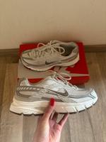 nike initiator Größe 40 sehr guter zustand Hessen - Bad Nauheim Vorschau
