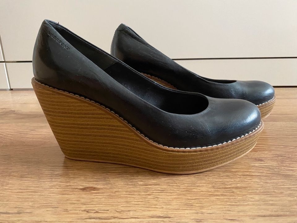 Vagabond Damen Pumps Keilpumps Wedges Schuhe 37 in Hessen - Kirchhain |  eBay Kleinanzeigen ist jetzt Kleinanzeigen