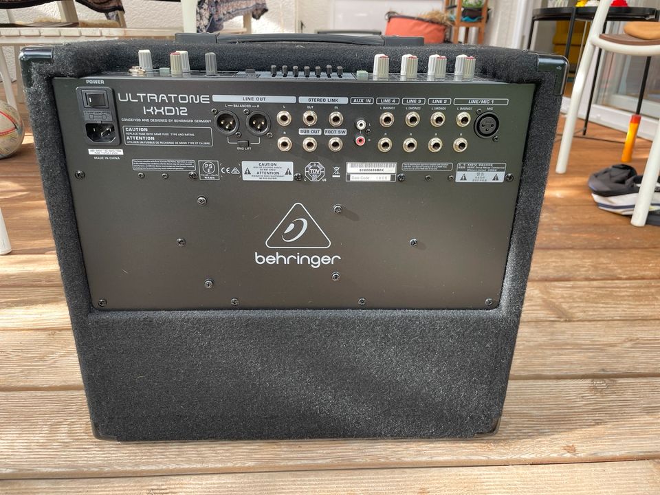 Behringer Ultratone, KXD 12, 600 W, Keyboardverstärker in Ludwigsburg
