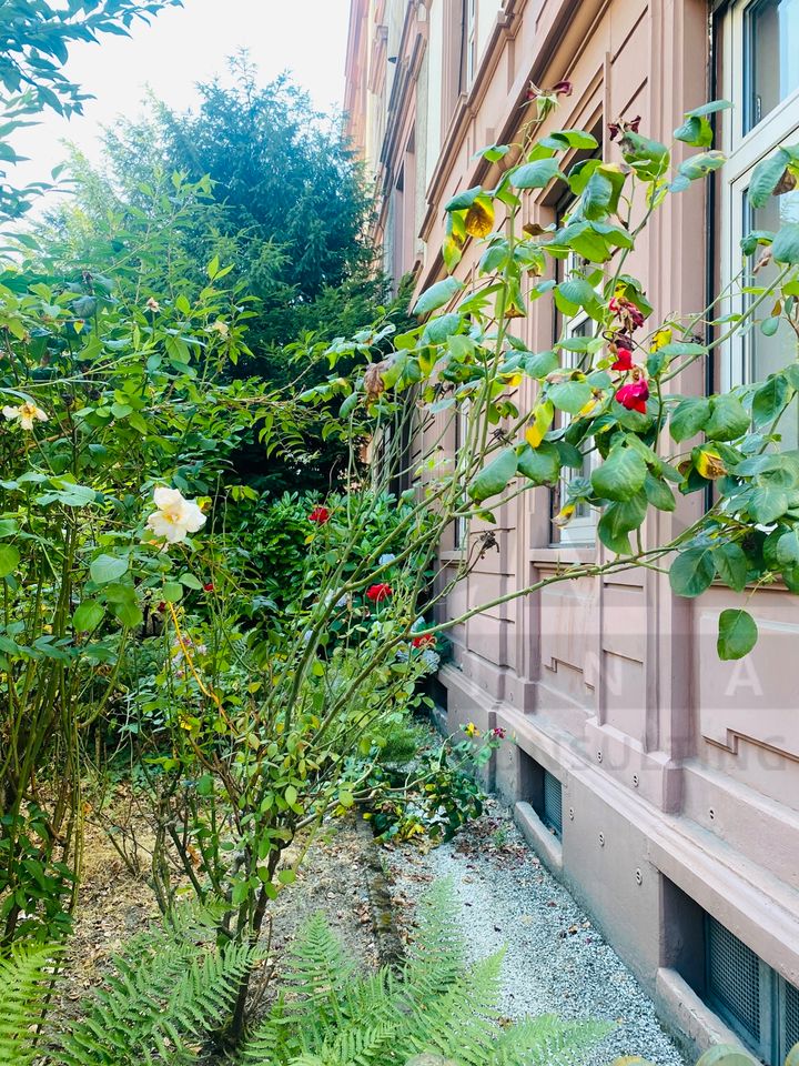 #VERMITTELT# Schönes Mehrfamilienhaus aus der Jahrhundertwende mit Garage und Hinterhäuschen - in Frankfurt am Main