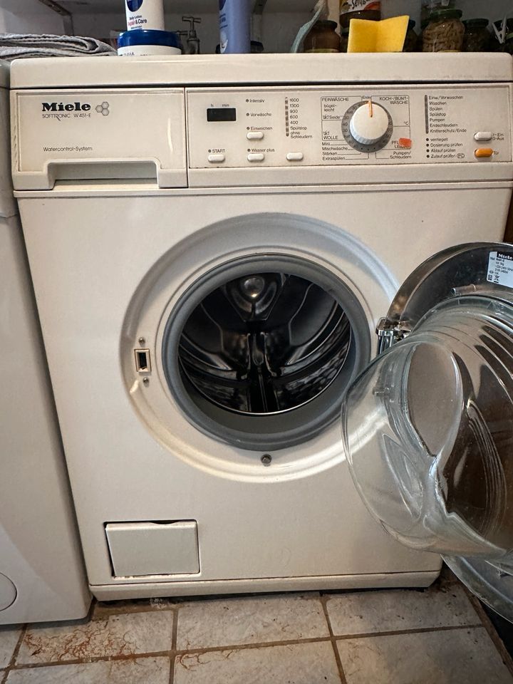 2 Waschmaschinen in Weisendorf