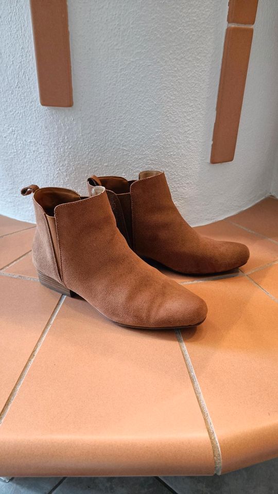 Damen Chelsea Boot Stiefeletten braun beige 40 Wildleder-Imitat in Hünxe