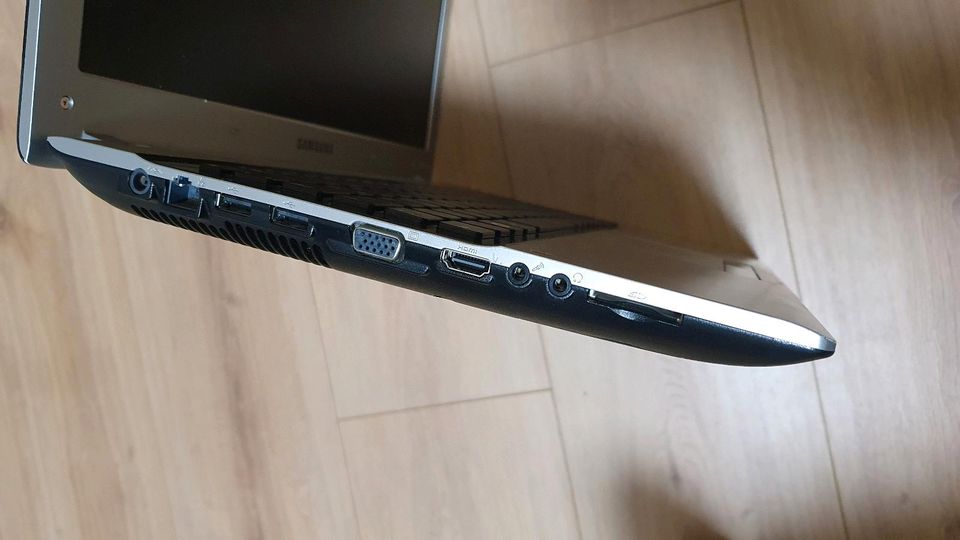 Samsung Laptop 15 Zoll mit DVD, SSD, Windows in Landau in der Pfalz
