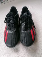 Fußballschuhe Adidas Gr. 7,5 Nordrhein-Westfalen - Halver Vorschau