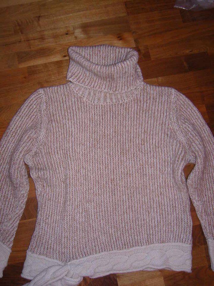 Pullover - warm - Strick - elegant - Rollkragen - Gr. 42 - TOP in Reinbek