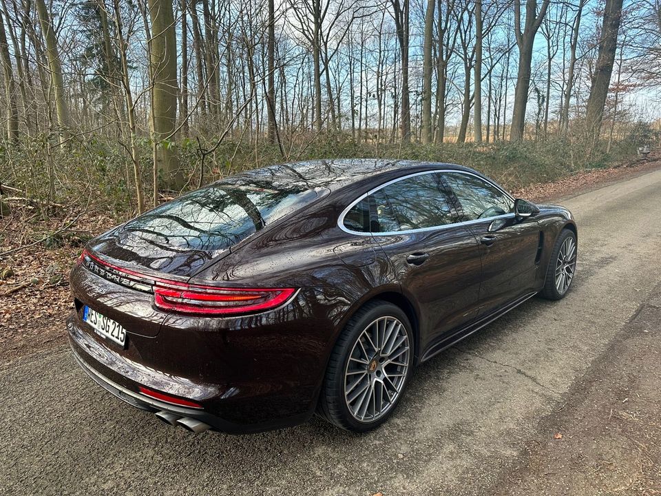 Porsche Panamera / Autovermietung/ Auto mieten ab 18 in Ratingen