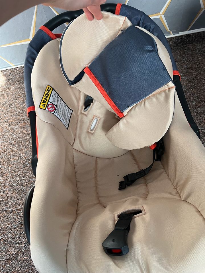 Kindersitz Babyschale Autositz 0-10 kg in Stralsund