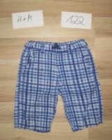 Schöne kurze Hose von H&M Gr. 122  sehr gut erhalten, blau Bayern - Mitterteich Vorschau