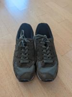 Sneaker gerne getragen super bequem Khaki New Balance Hessen - Hattersheim am Main Vorschau